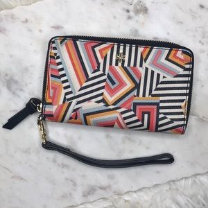 Tory Burch Kerrington Smartphone Wristlet